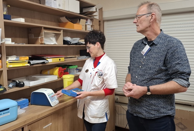 Luc Disselhorst en een collega van het TTV-team