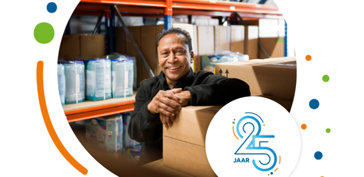 Afbeelding Simon Jahgroe in het magazijn